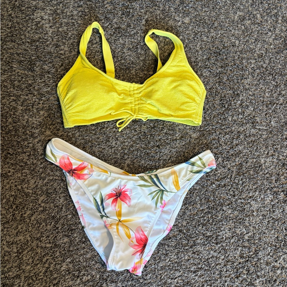 TARGET BIKINI